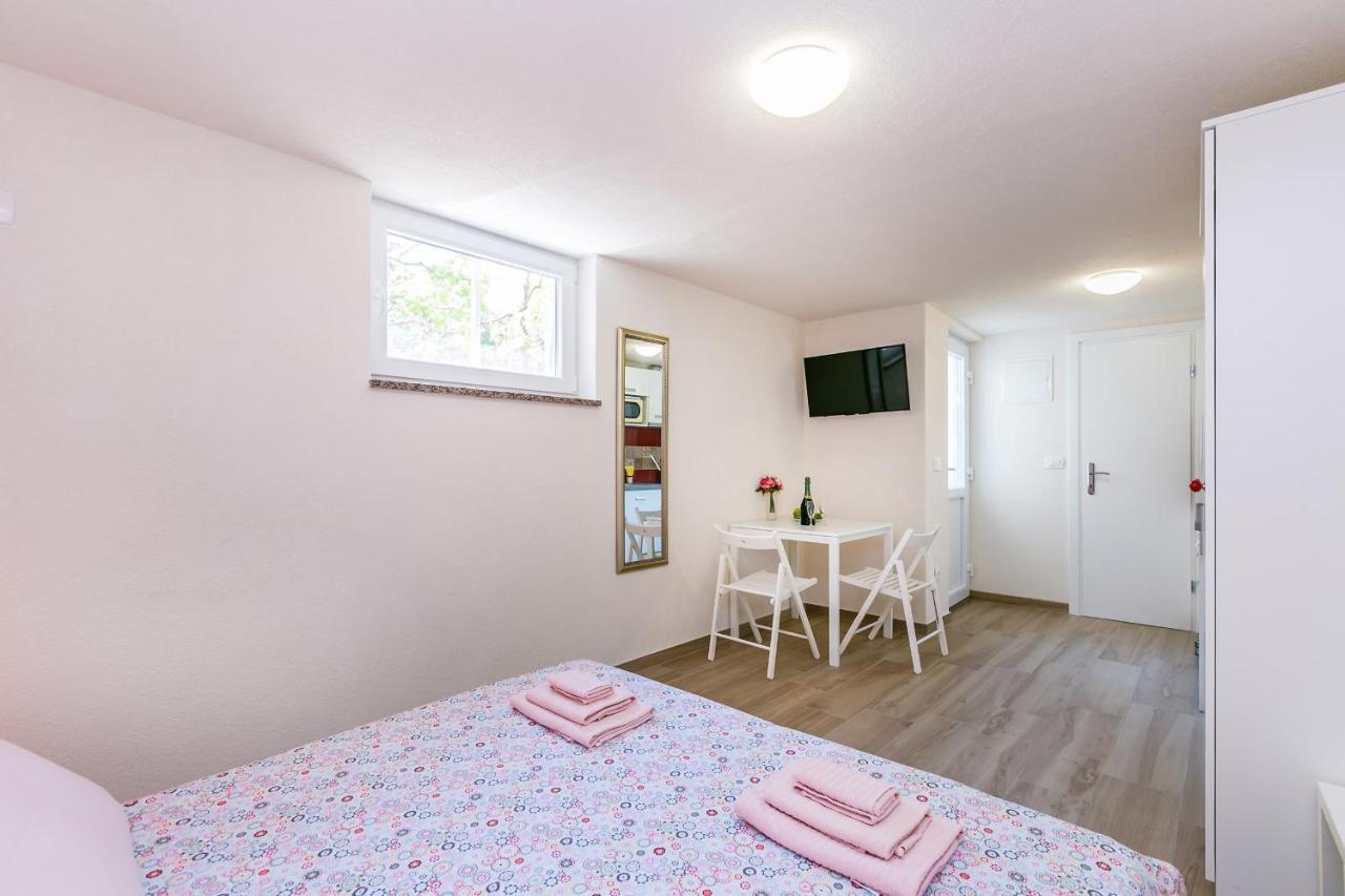 Apartman Hana Apartment Omisalj Ngoại thất bức ảnh
