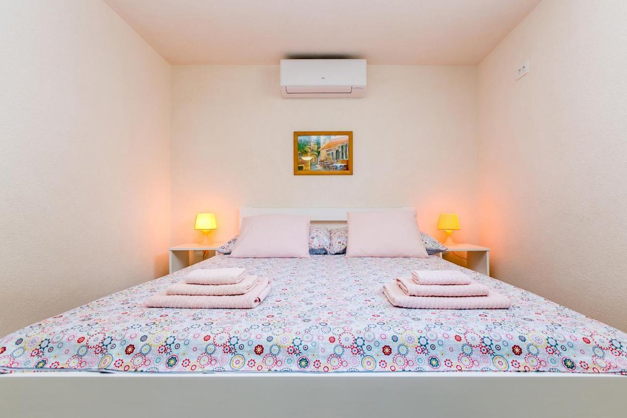 Apartman Hana Apartment Omisalj Ngoại thất bức ảnh